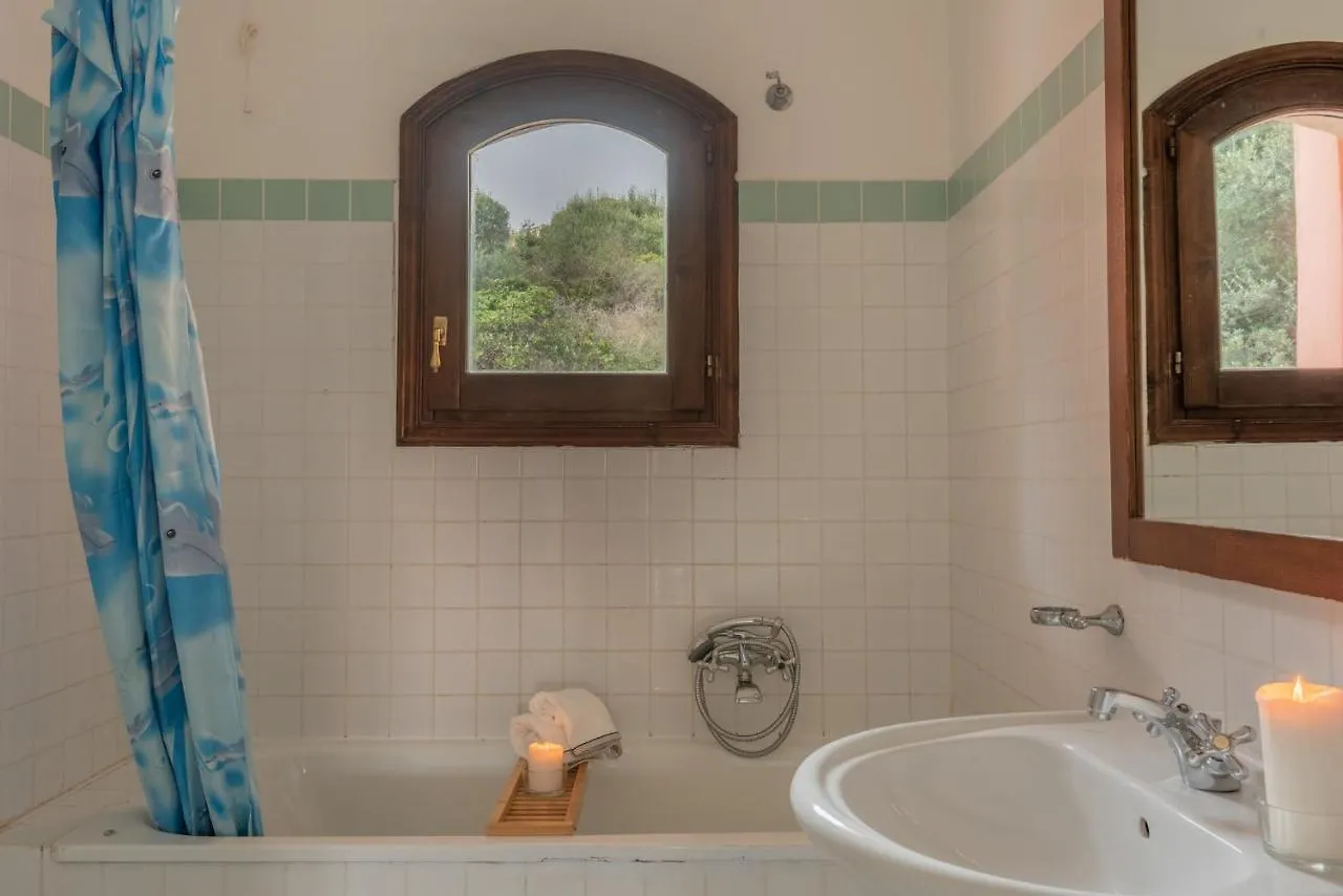 Charming Small Villa Bella Villetta Sleeps 4 Punta de su Torrione Lejlighed