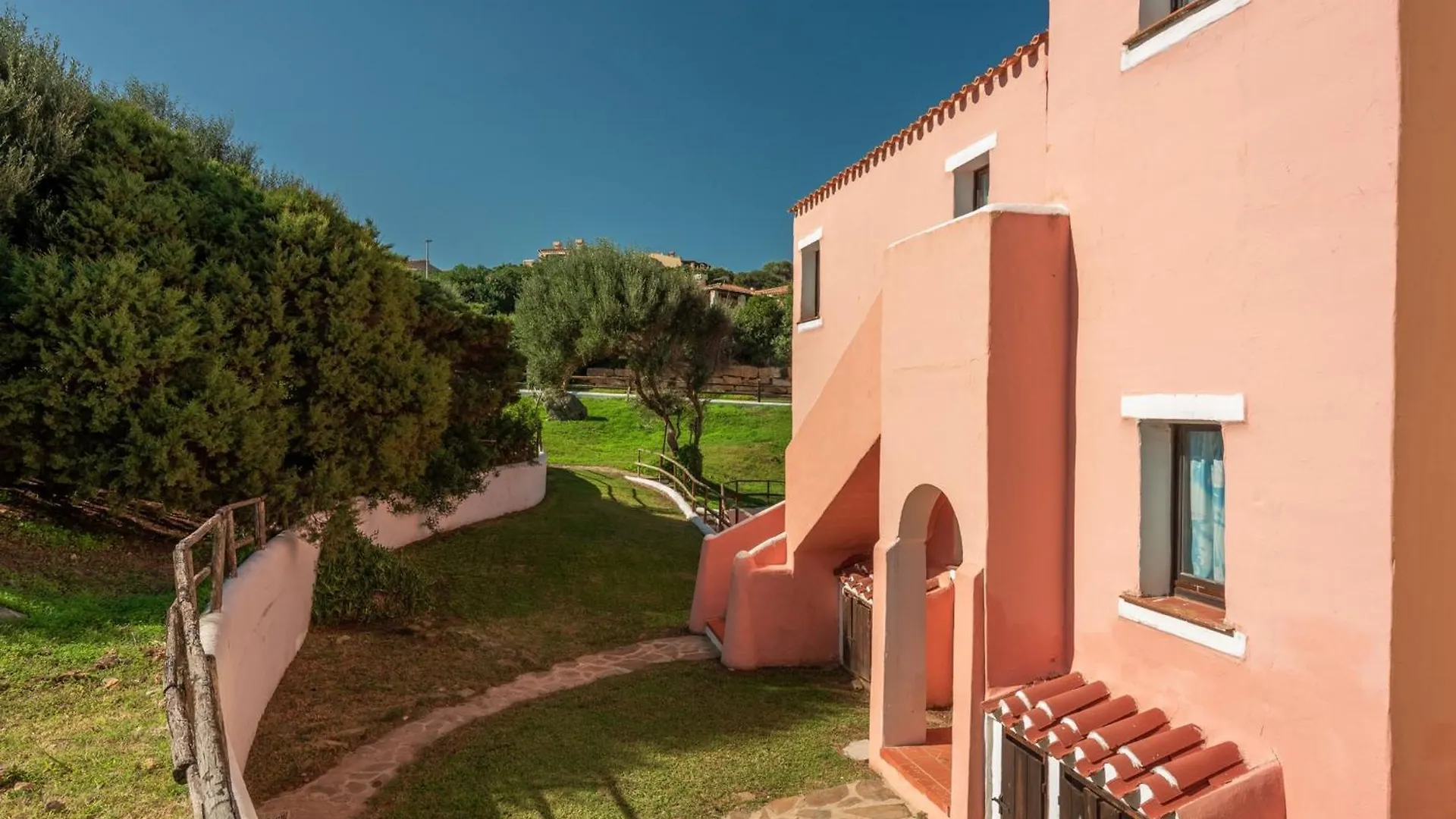 Charming Small Villa Bella Villetta Sleeps 4 Punta de su Torrione